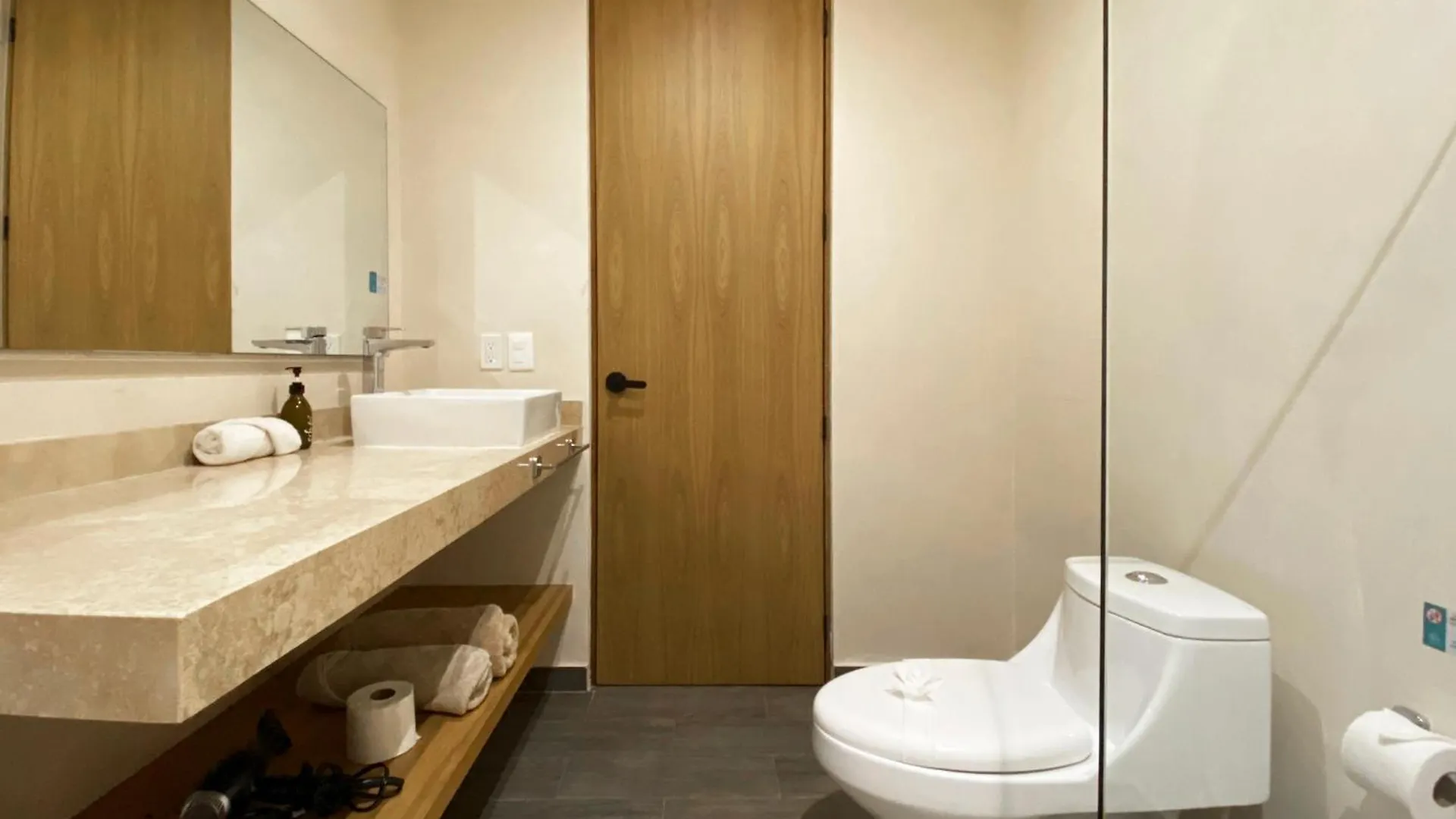 פלאייה דל כרמן Sofia Boutique Condos By Andiani
